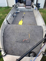 1984 Lonestar 14` V-Boat