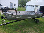1984 Lonestar 14` V-Boat