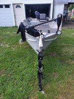 1984 Lonestar 14` V-Boat