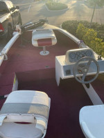 99 crestliner 70hp Johnson
