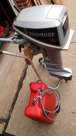 Evinrude 9.9 Outboard Motor