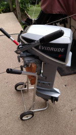 Evinrude 9.9 Outboard Motor