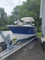 2001 23' REGULATOR W/2017 300HP SUZUKI