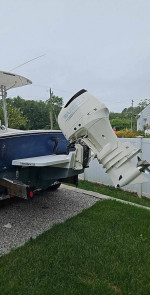 23/25' REGULATOR w/2017 300hp Suzuki