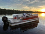 Bennington 20 ft pontoon