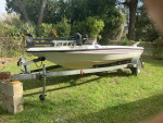 Boat trailer