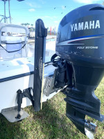 2005 Sea Hunt Navigator 19'