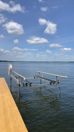 Tri-toon pontoon/boat lift