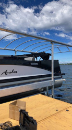 Tri-toon pontoon/boat lift