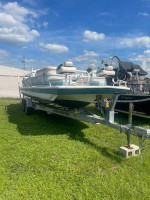 22' 1998 Hurricane Fun Deck Boat