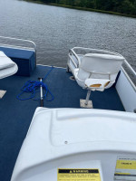 20 FT Sweat water pontoon boat