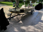 Near new TRACKER 1648 mvx 50hp mercury