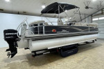 2012 suntracker party barge ,150 mercury 4 stroke