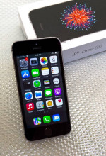 Apple iPhone SE 1st Generation -32GB-Unlocked-Brand New Condition