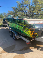 2000 four winns 260