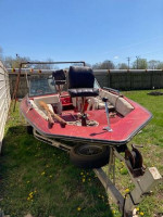 1989 17ft. GlaSport Bass Scalper + Trailer