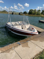 2007 Larson 18 FT with a 4.3L V6 engine