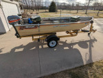 14 foot MirroCraft Deep Fisherman fishing boat