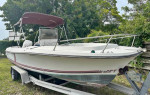 1988 Wellcraft V20 Steplift Fisherman Center console w/johnson 150 and aluminum