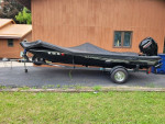 18' Lowe Stinger 175C Bass boat