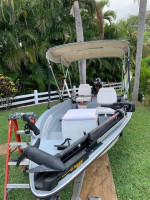 1998 14'   Fiberglass Boat w/ 20HP Suzuki Motor