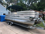 1997 Premier Pontoon w/new 90hp Motor
