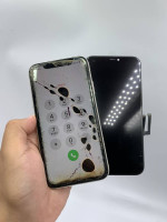 iPhone LCD Screen