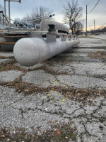 1983 28-30 FOOT CREST III PONTOON BOAT