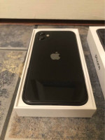 Apple iPhone 11 Smartphone (2021/Unlocked/Black/64GB)