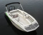 Starcraft Deck boat