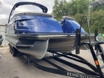 22 Bennington 27'-10'wide Q Swingback w/twin 450 Racing-Joystick-Arch!