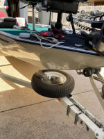 1999 LOWE BOAT
