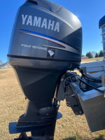 21' 2012 Berkshire Pontoon 210CL LTD