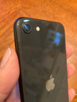 iPhone SE 2nd gen (2020, black, 128gb, unlocked)