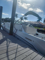 Rinker 265 fiesta vee and trailer