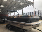 2024 AVALON VEN 2180 QL(QUAD LOUNGE) TRITOON MERC 150-BOAT SHOW SALE!!