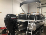 2024 AVALON VEN 2180 QL(QUAD LOUNGE) TRITOON MERC 150-BOAT SHOW SALE!!