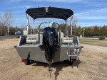 2023 Lowe SD224 Deckboat - Mercury 200hp