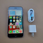 iPhone 6s - UNLOCKED - Like New