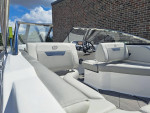 2023 HURRICANE 235 SUNDECK