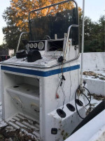 Wellcraft F20 Center Console
