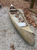 Canoe 17’ Lowe industries