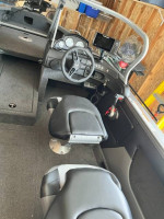 2023 Crestliner Super Hawk 1750