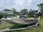17' Bass Tracker & 40ph Yamaha