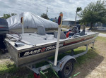 17' Bass Tracker & 40ph Yamaha