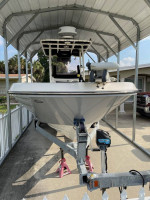 Bayliner Trophy T22CC 200HP Loaded