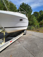 2002 Cruisers Yachts