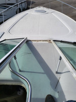 2002 Cruisers Yachts