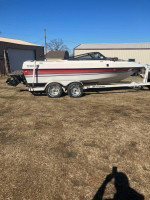 1992 Webbcraft Boat 20 foot V mercruiser