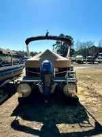 2022 Starcraft Pontoon Boat